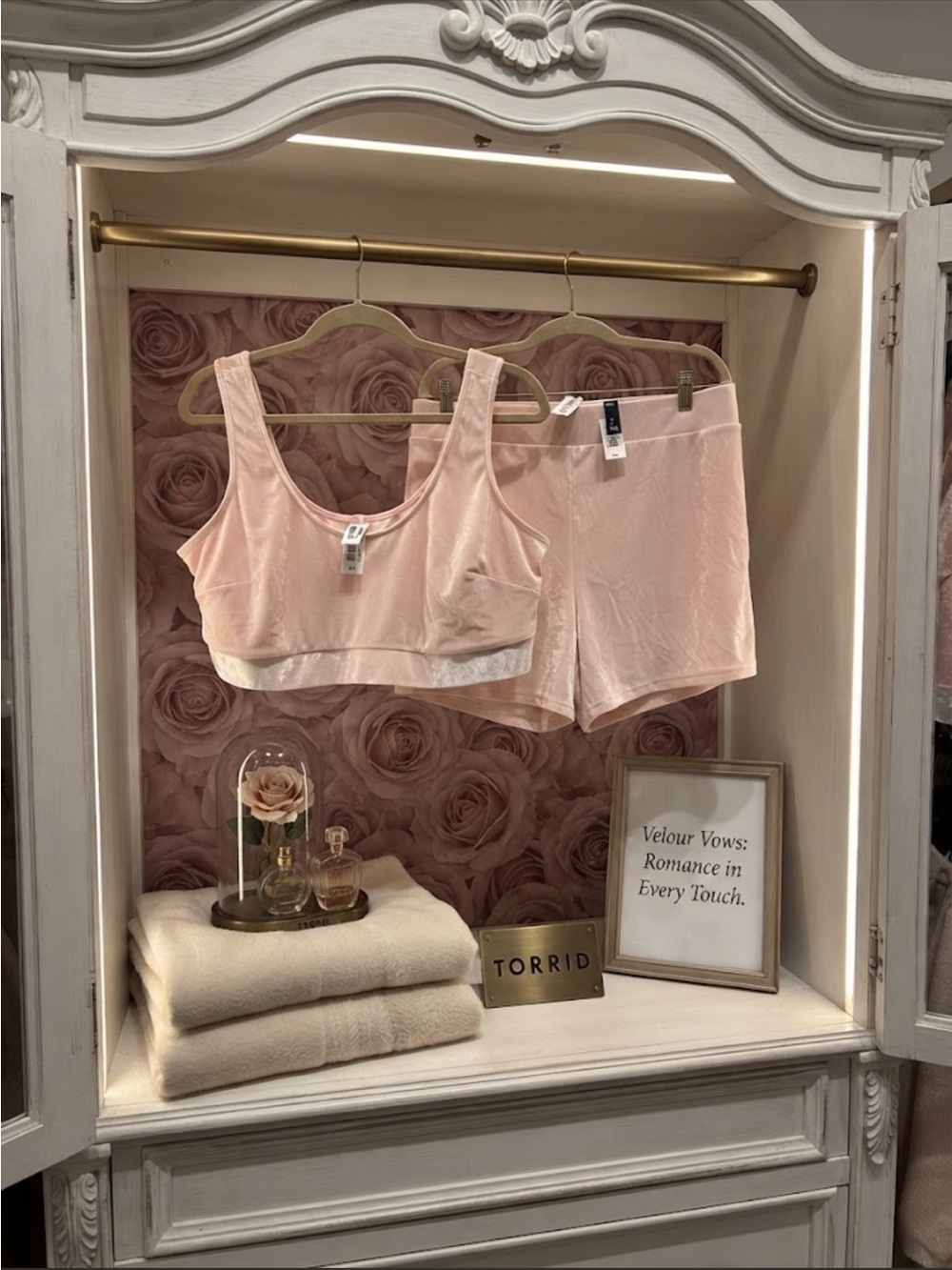 torrid NWT Pink Velour Lounge Bralette & Shorts Set